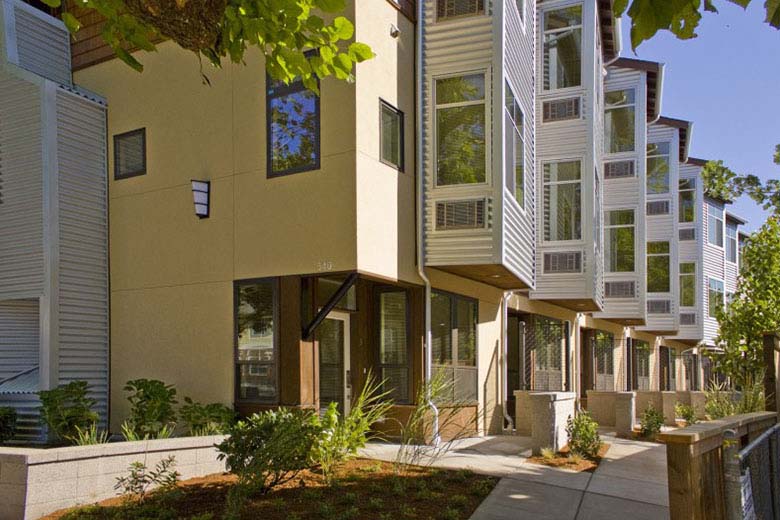 Steelhead Townhouses Student Housing Eugene Oregon